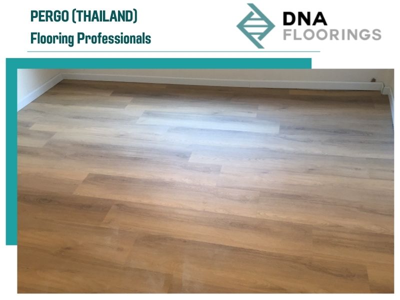 รับปูพื้นกระเบื้องยางลายไม้_0